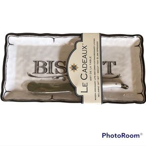 Le Cadeaux melamine tray and spreader